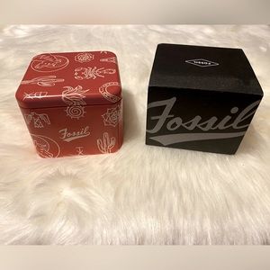 ⭐️5/$25 | FOSSIL | Watch / Jewelry Holder | collectable tin